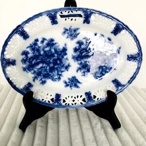 Vintage Basic Porcelana Blue White Floral Decorative Pierced Oval Plate